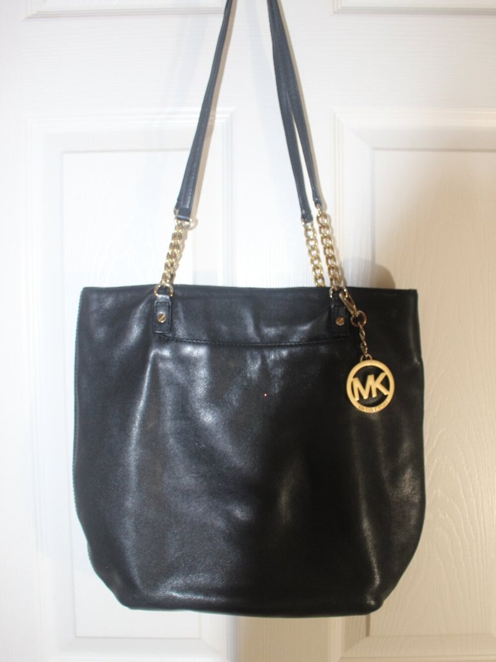 Michael Kors Black Shoulder Tote Gold Chain Straps MK Charm
